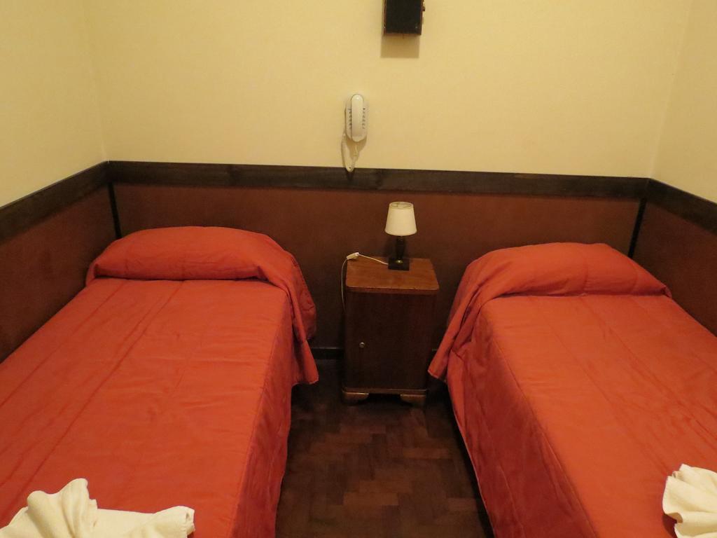 Hotel Raglan Mar del Plata Bilik gambar